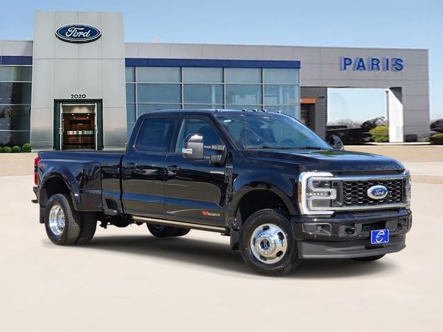 2026 Ford F-350SD Platinum DRW in Agate Black Metallic — front three-quarter view
